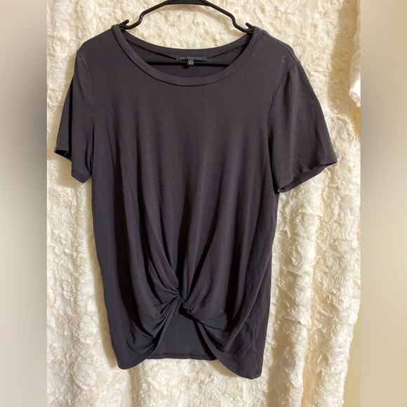 Silky smooth black tee with rouched front. Size L - Picture 1 of 2